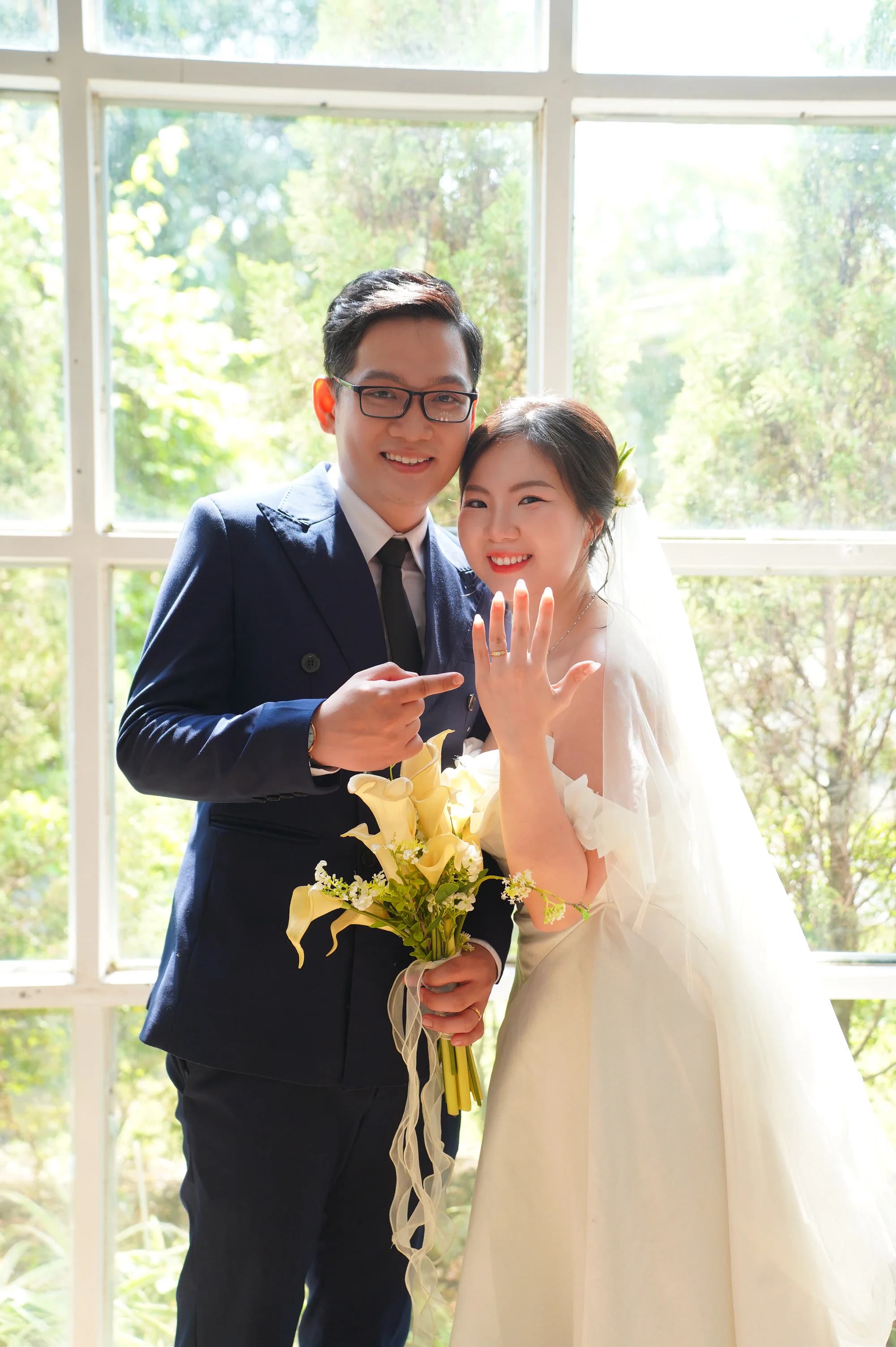 Ảnh lịch ngày cưới Bình Trinh